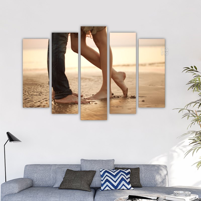 Loving Couple on the Beach – reference image 2