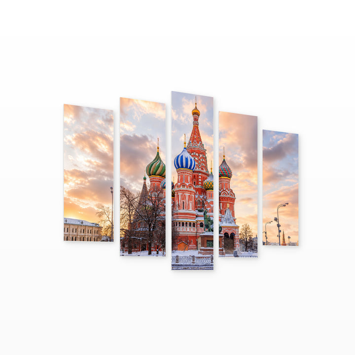 Kremlin with Geometric Rhythm — five-panel wall art on white background in perspective | 5wallart 51270 M1