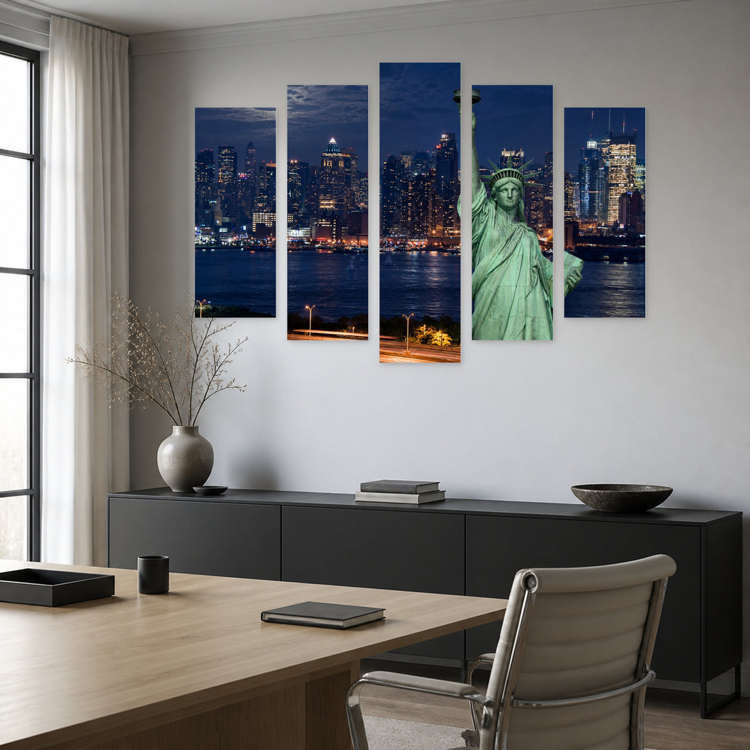 Statue of Liberty Night View under Moonlight — five-panel wall art in frontal interior | 5wallart 51320 M3