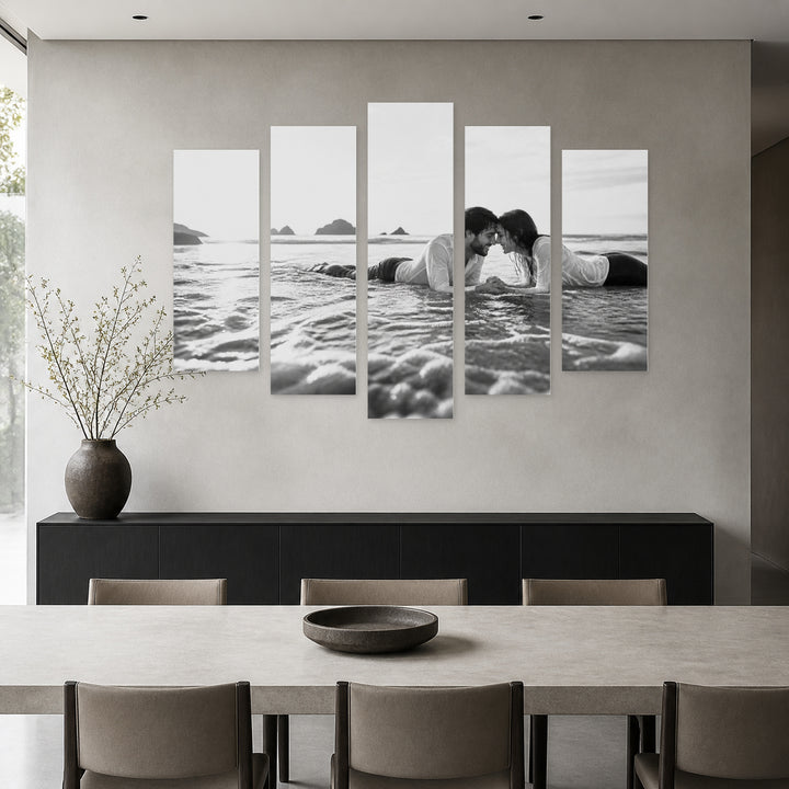 Lovers in the Water with Dreamlike Atmosphere — five-panel wall art in frontal interior | 5wallart 51804 M3