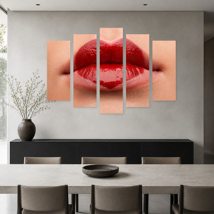 Heart-shaped Lips with Dramatic Contrast — five-panel wall art in alternate frontal interior | 5wallart 51955 M4