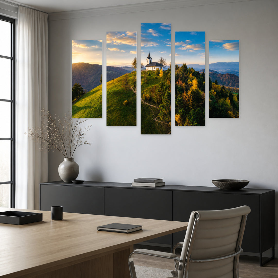 St. Jacob in Blue and Gold — five-panel wall art in frontal interior | 5wallart 52216 M3