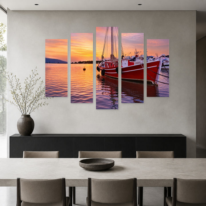 Sunset and Boats with Dreamlike Atmosphere — five-panel wall art in alternate frontal interior | 5wallart 52361 M4