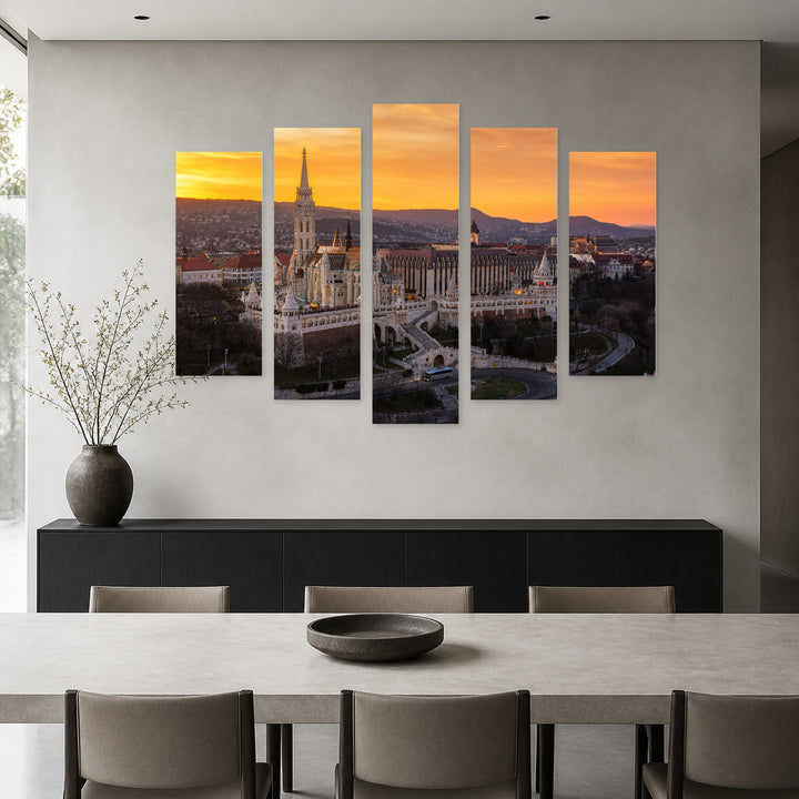 Golden Golden Sunset — five-panel wall art in frontal interior | 5wallart 52612 M3