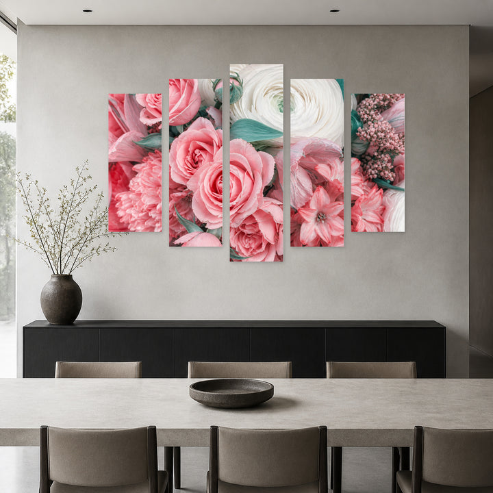 Close-up Bouquet in Vivid Color — five-panel wall art in alternate frontal interior | 5wallart 53111 M4