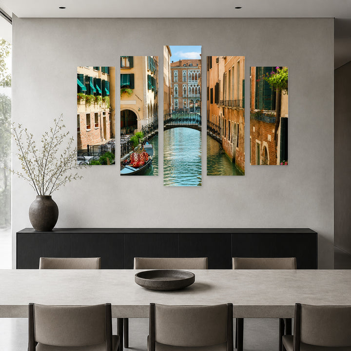 Summer Day in Venice in Serene Light — five-panel wall art in frontal interior | 5wallart 53762 M3