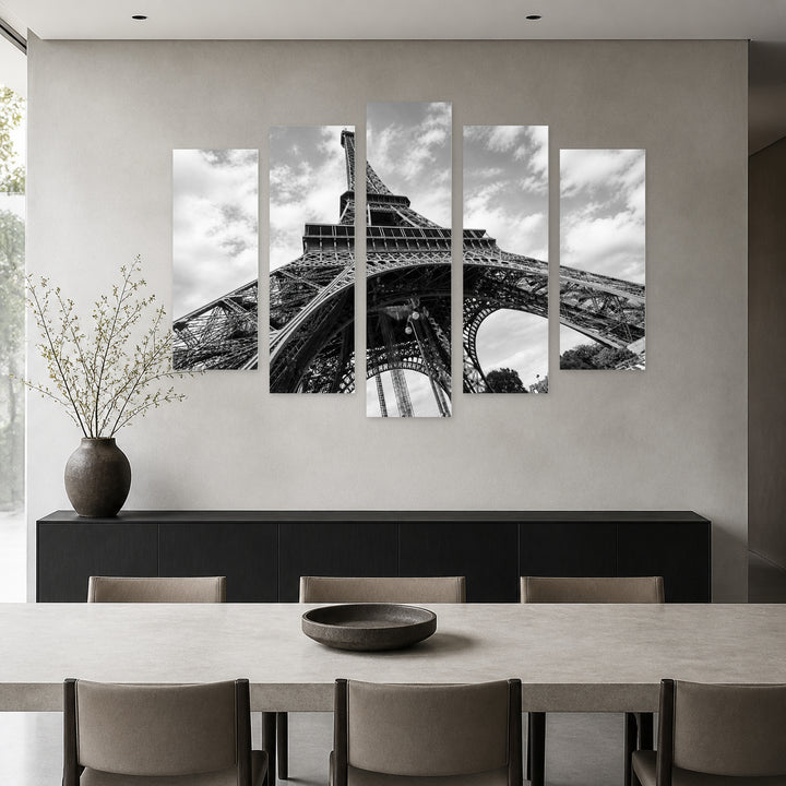 Monochrome Eiffel Tower in Paris — five-panel wall art in frontal interior | 5wallart 53866 M3