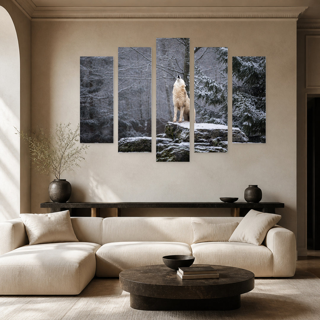 Howling White Wolf in Winter — five-panel wall art in alternate frontal interior | 5wallart 53956 M4