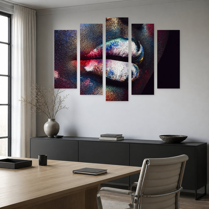 Colorful Lips at Night — five-panel wall art in alternate frontal interior | 5wallart 53971 M4