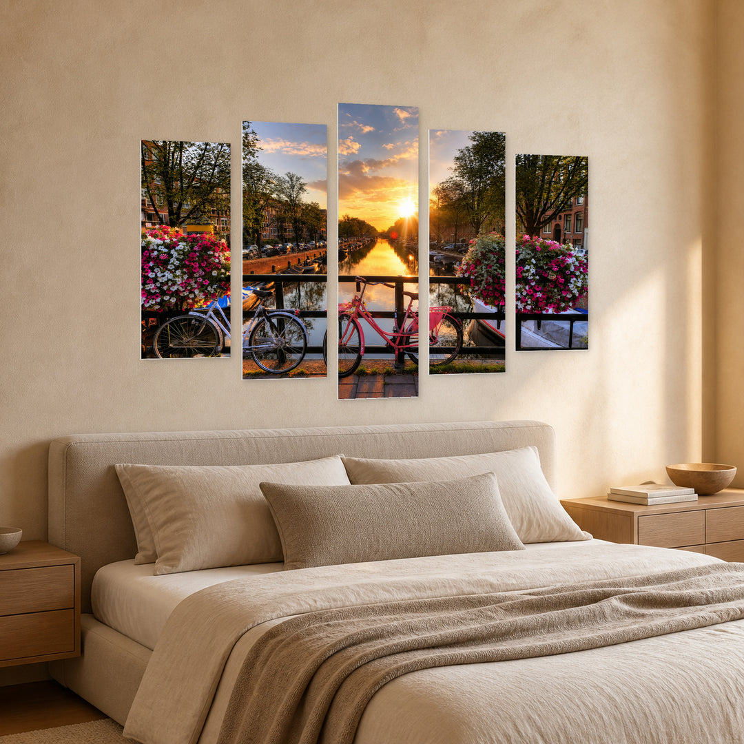 Love in Amsterdam with Dreamlike Atmosphere — five-panel wall art in perspective interior | 5wallart 54001 M2