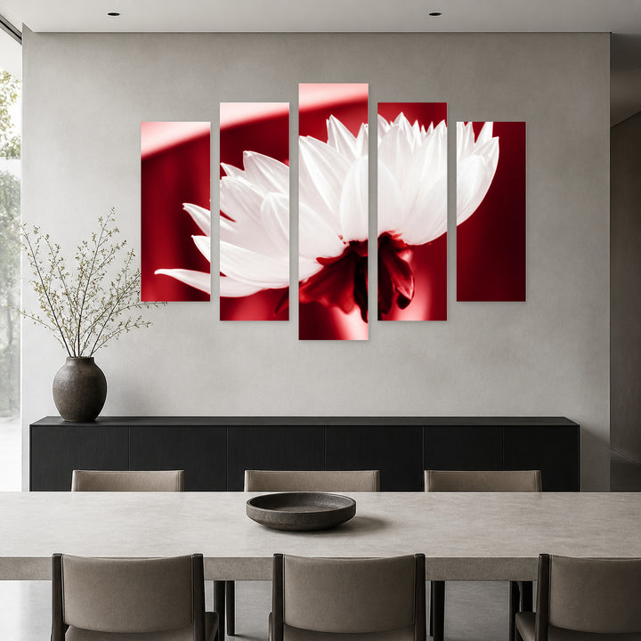 Blooming Flower in Vivid Color — five-panel wall art in alternate frontal interior | 5wallart 54175 M4