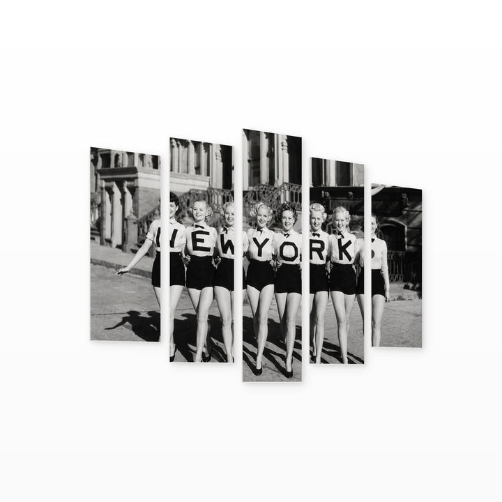 Girls from New York at Night — five-panel wall art on white background in perspective | 5wallart 54632 M1