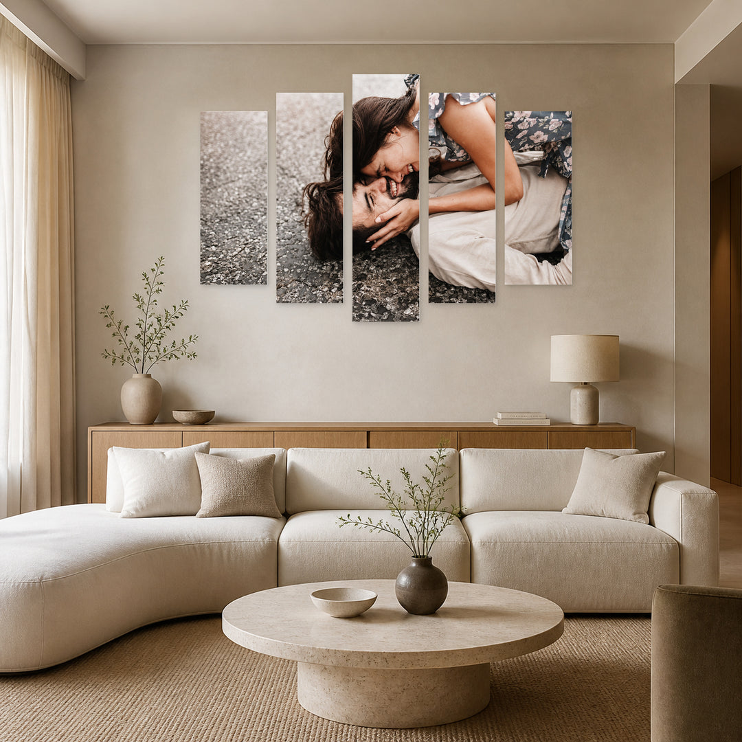 Loving Smiles in Soft Pastels — five-panel wall art in frontal interior | 5wallart 54849 M3