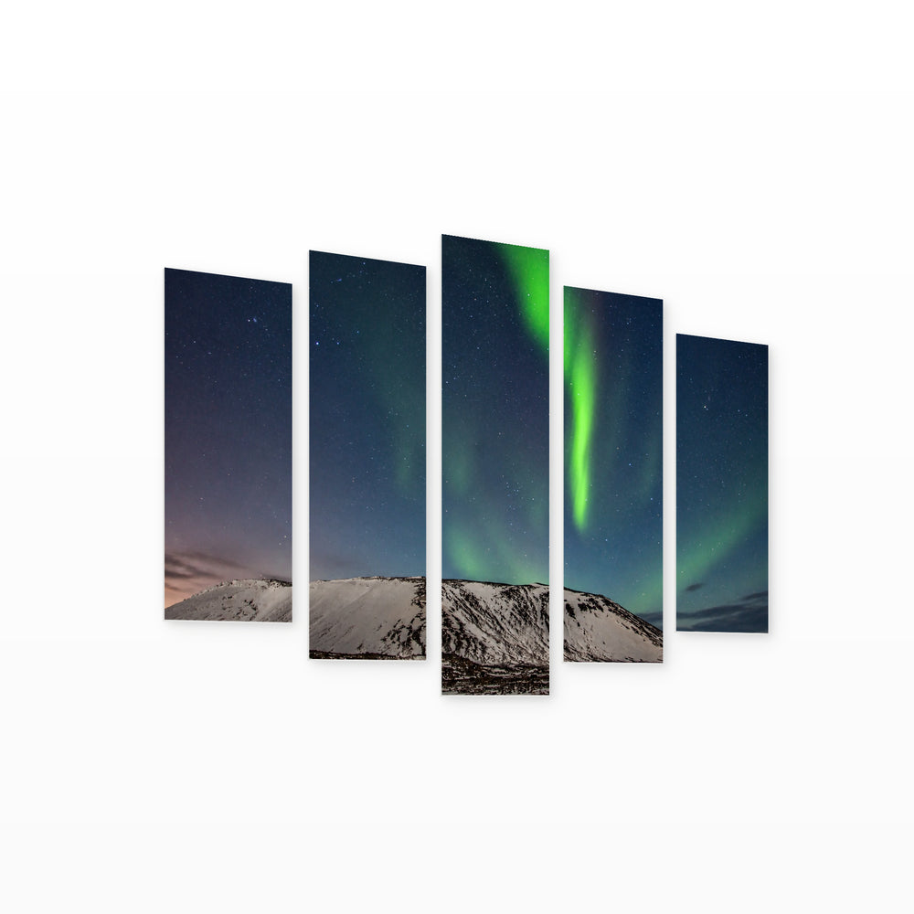 Northern Lights Aurora with Dreamlike Atmosphere — five-panel wall art on white background in perspective | 5wallart 55465 M1