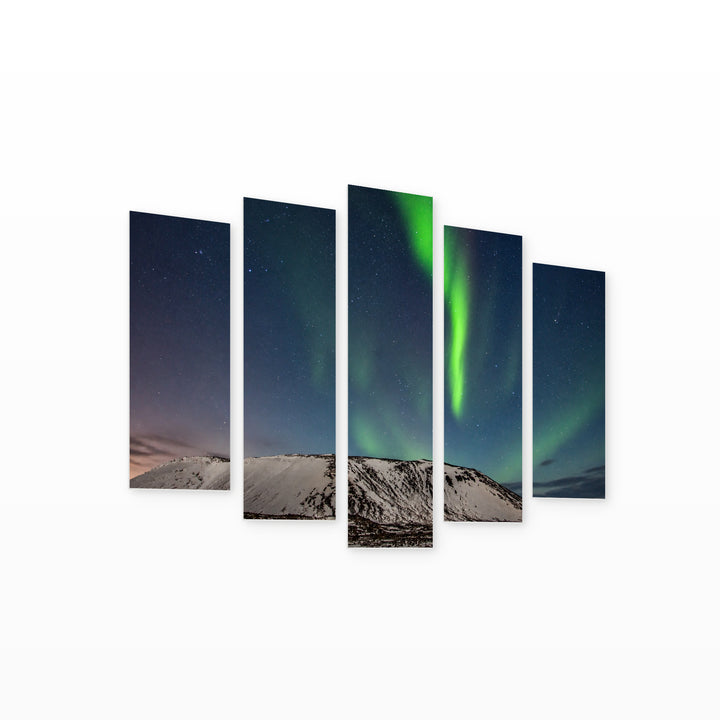 Northern Lights Aurora with Dreamlike Atmosphere — five-panel wall art on white background in perspective | 5wallart 55465 M1