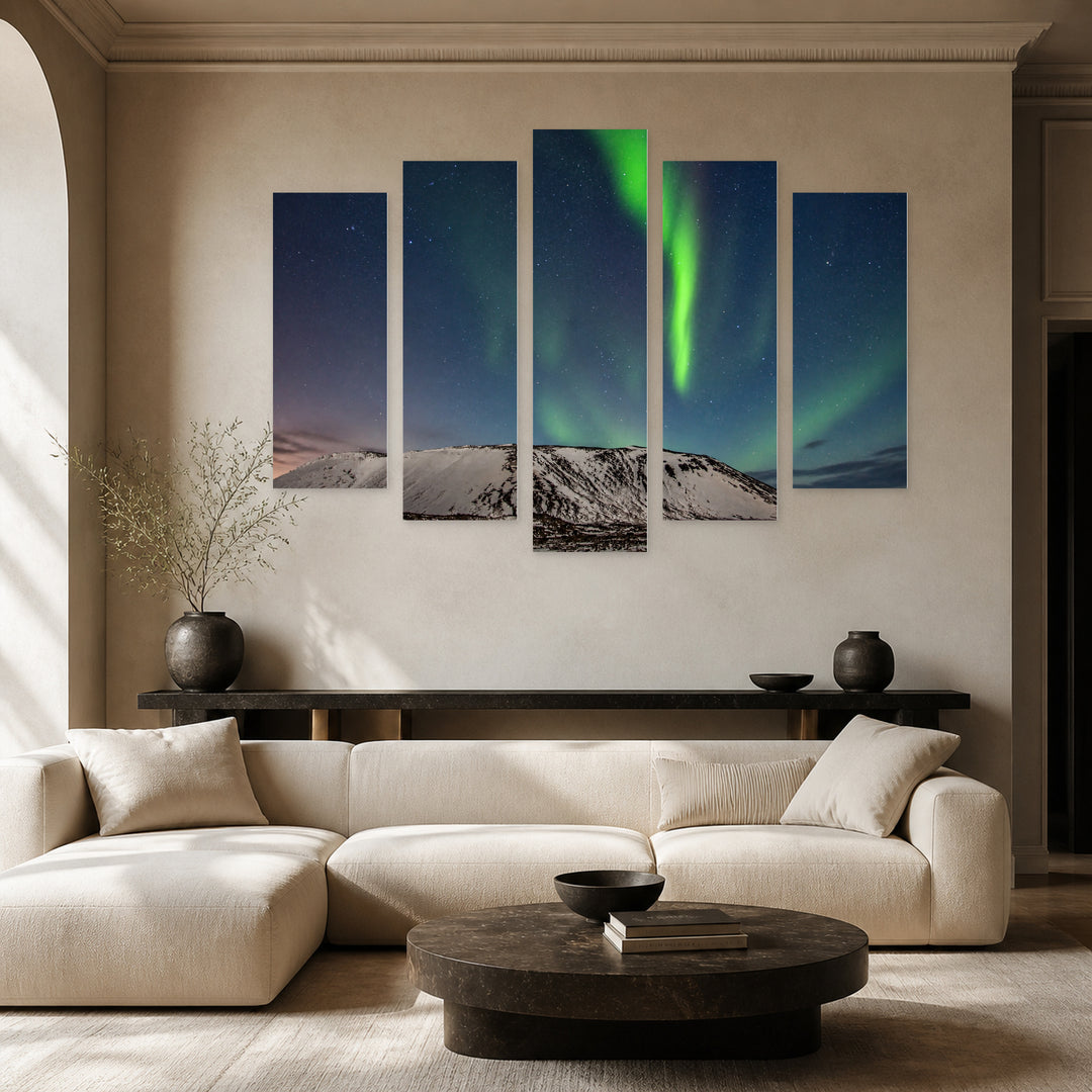 Northern Lights Aurora with Dreamlike Atmosphere — five-panel wall art in frontal interior | 5wallart 55465 M3