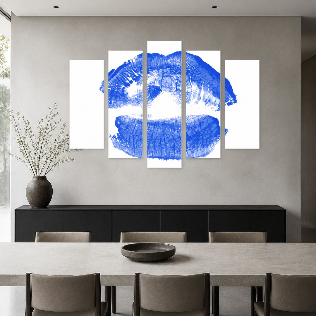 Lip Print with Dramatic Contrast — five-panel wall art in alternate frontal interior | 5wallart 55513 M4