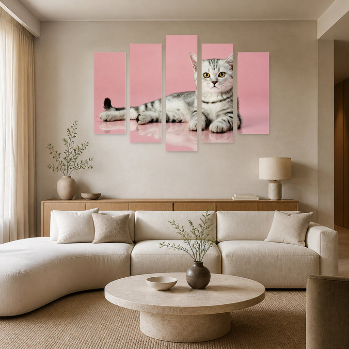 Fluffy Cat with Dreamlike Atmosphere — five-panel wall art in frontal interior | 5wallart 55551 M3