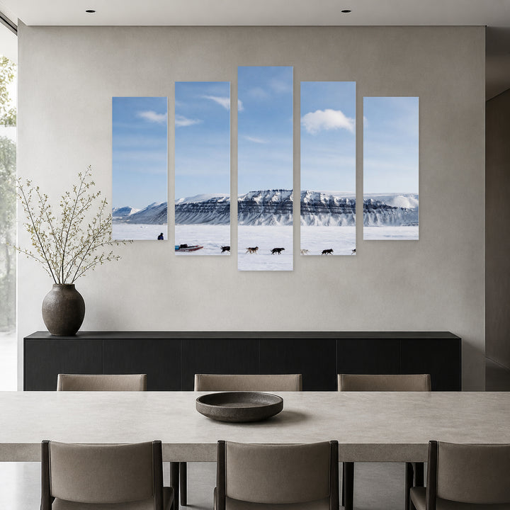 Dog Sledding Expedition in Winter — five-panel wall art in frontal interior | 5wallart 55568 M3