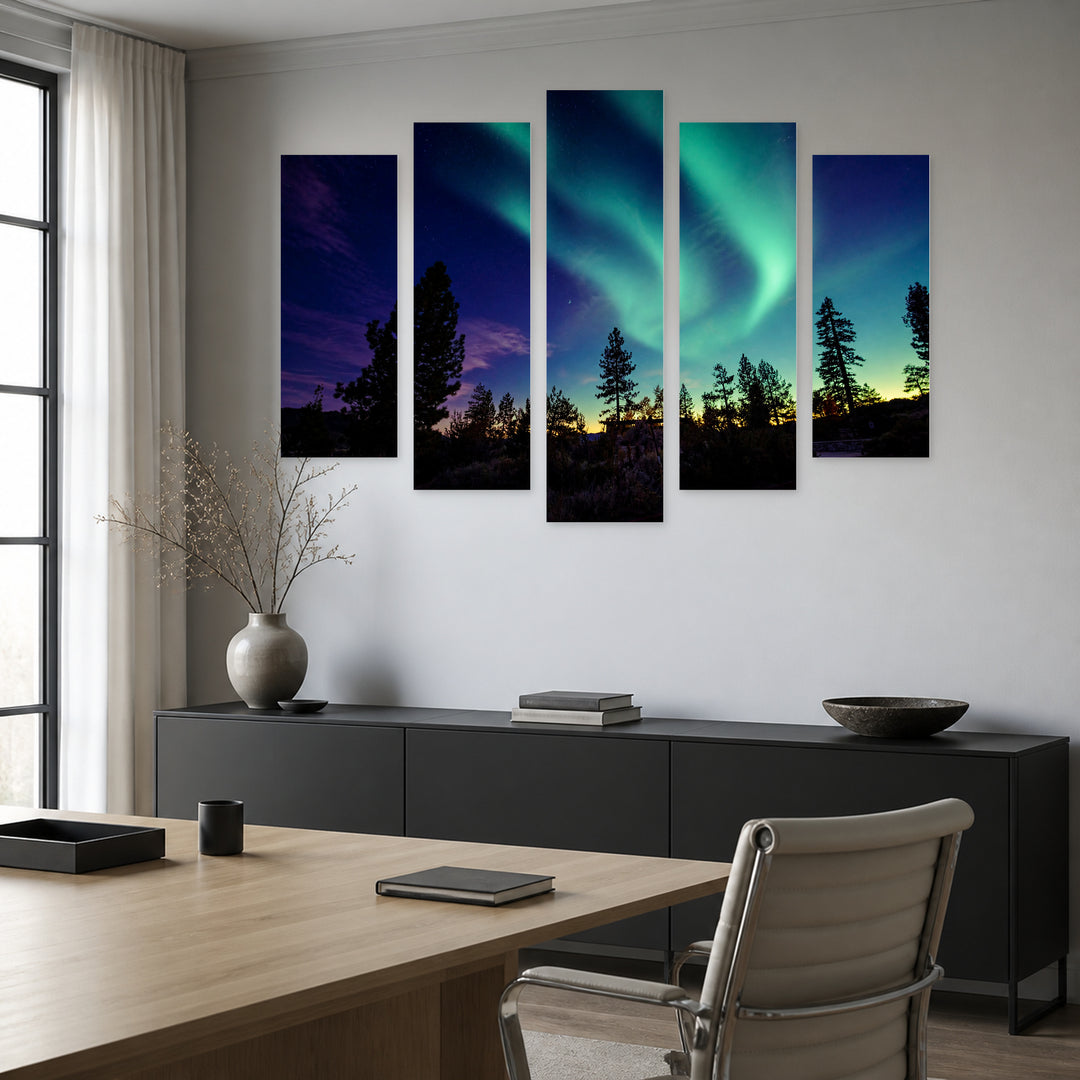 Northern Lights in Alaska at Night — five-panel wall art in alternate frontal interior | 5wallart 55579 M4