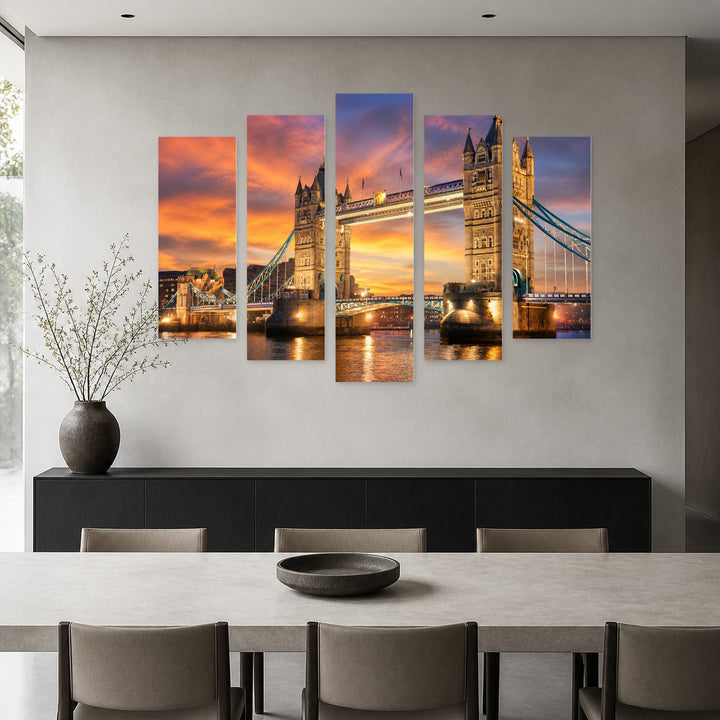 Nighttime London at Golden Sunset — five-panel wall art in alternate frontal interior | 5wallart 55711 M4