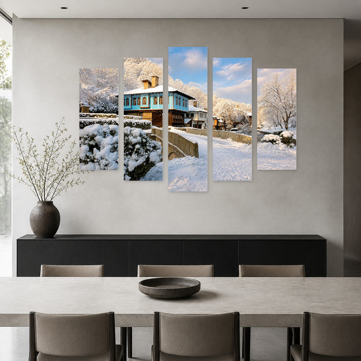 Snowy Fairy Tale with Dreamlike Atmosphere — five-panel wall art in alternate frontal interior | 5wallart 55837 M4