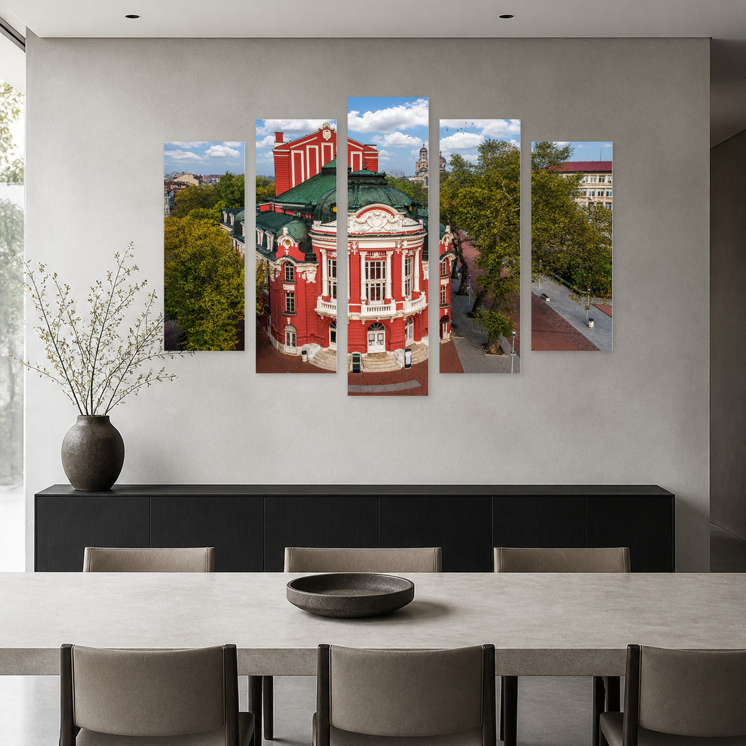 View of the Theater in Varna — five-panel wall art in frontal interior | 5wallart 55840 M3
