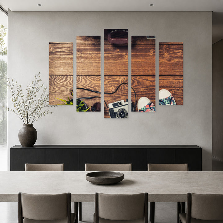 Vintage Fashion with Geometric Rhythm — five-panel wall art in frontal interior | 5wallart 57120 M3