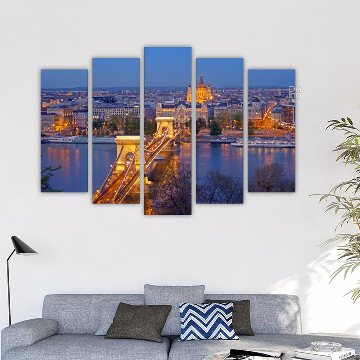 View of Budapest at Night – reference image 2