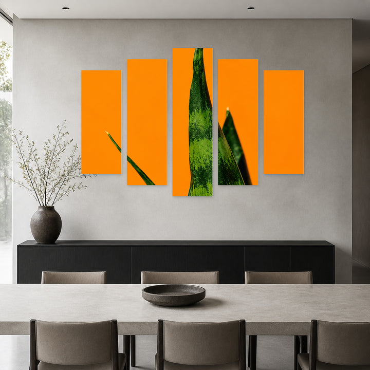 Leaf Detail in Serene Light — five-panel wall art in alternate frontal interior | 5wallart 57531 M4