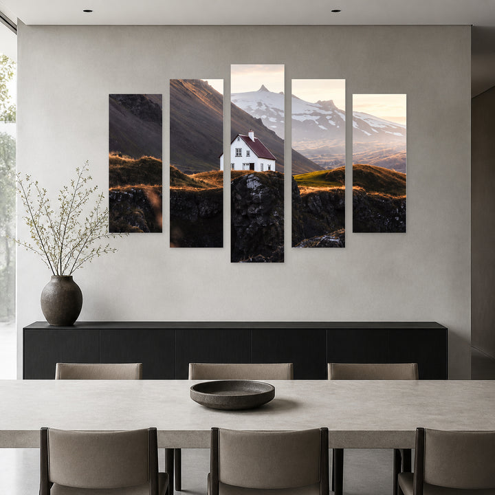 White House in Serene Light — five-panel wall art in alternate frontal interior | 5wallart 57637 M4