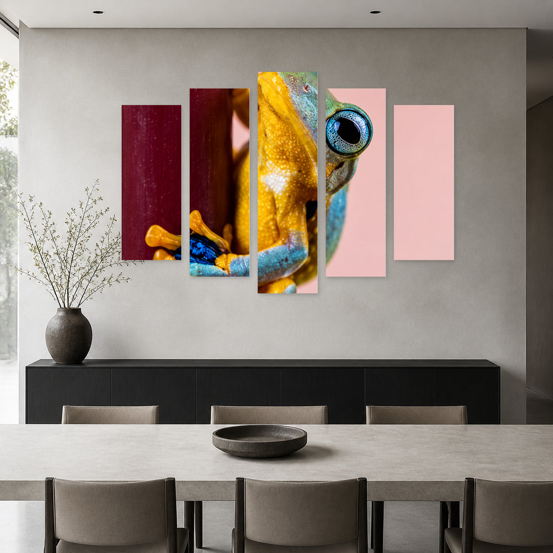 Javan Flying Frog in Blue and Gold — five-panel wall art in alternate frontal interior | 5wallart 57643 M4