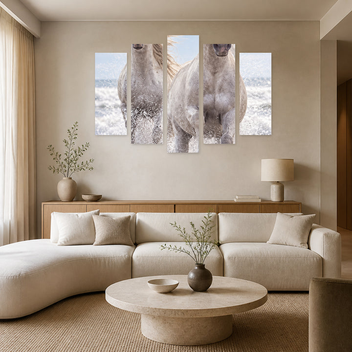 Free Spirit Wildlife Portrait — five-panel wall art in alternate frontal interior | 5wallart 57646 M4