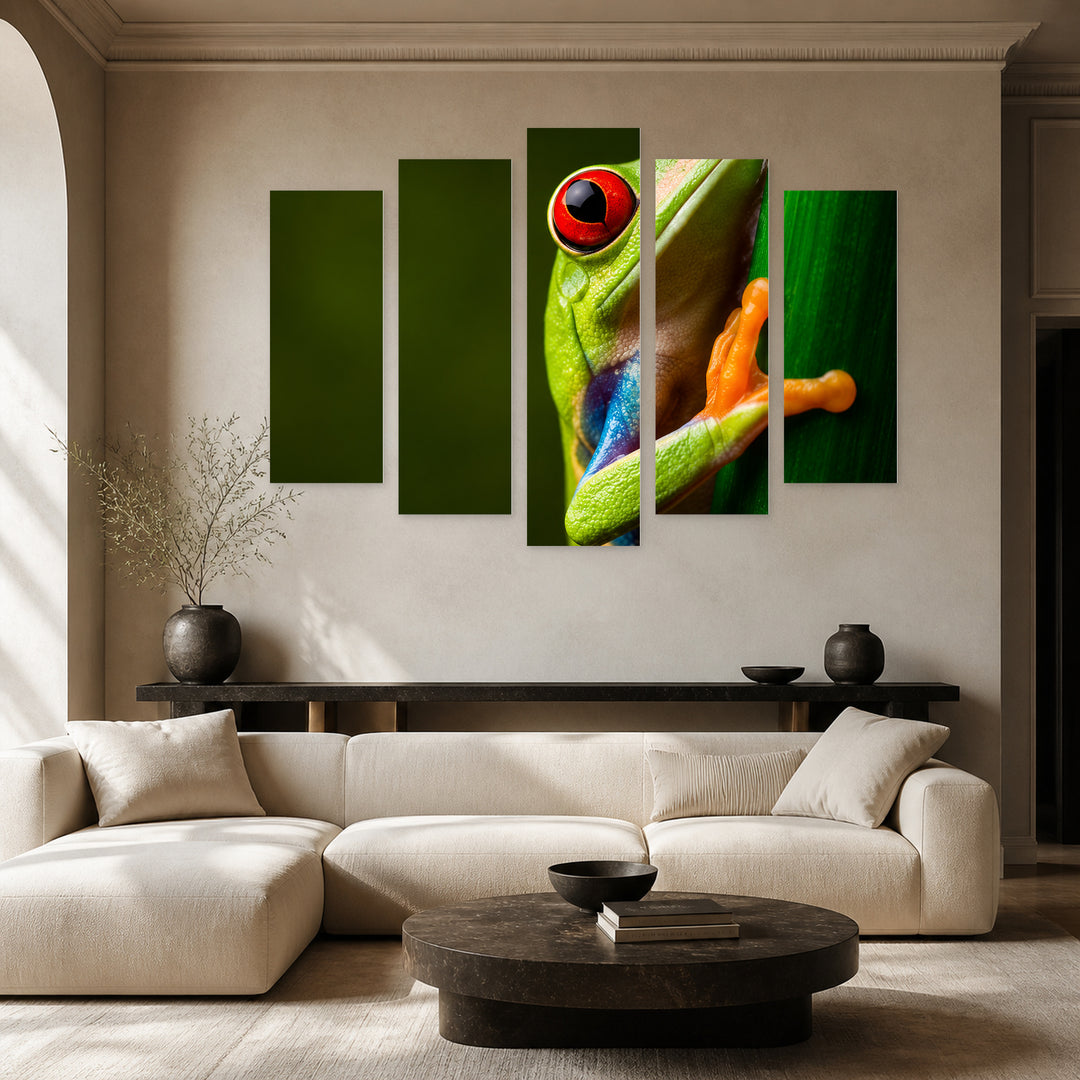 Red-eyed Tree Frog with Dramatic Contrast — five-panel wall art in alternate frontal interior | 5wallart 57656 M4