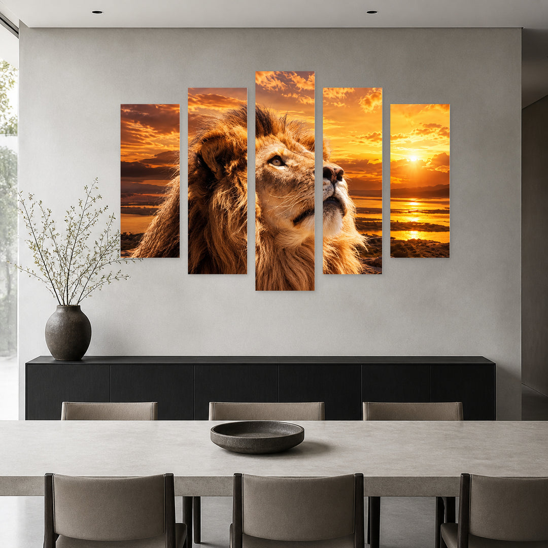 King with Dramatic Contrast — five-panel wall art in frontal interior | 5wallart 58070 M3