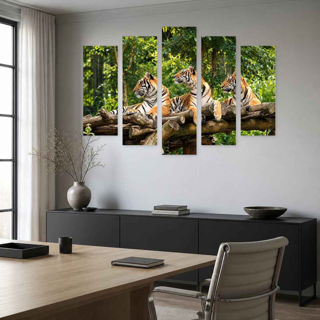 Bengal Tigers with Dramatic Contrast — five-panel wall art in alternate frontal interior | 5wallart 58131 M4