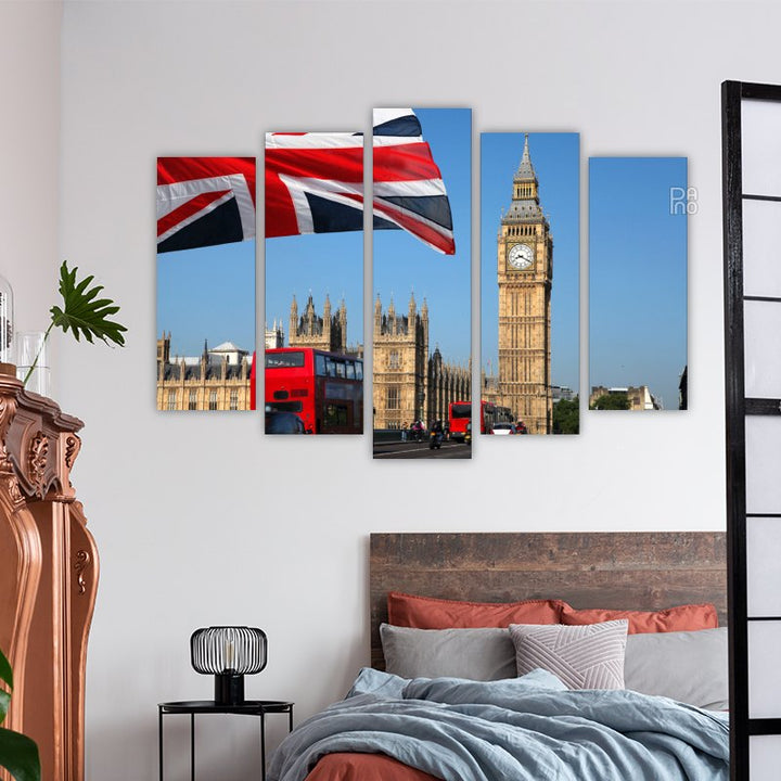 Red Double-Decker Buses in Front of Big Ben – reference image 5