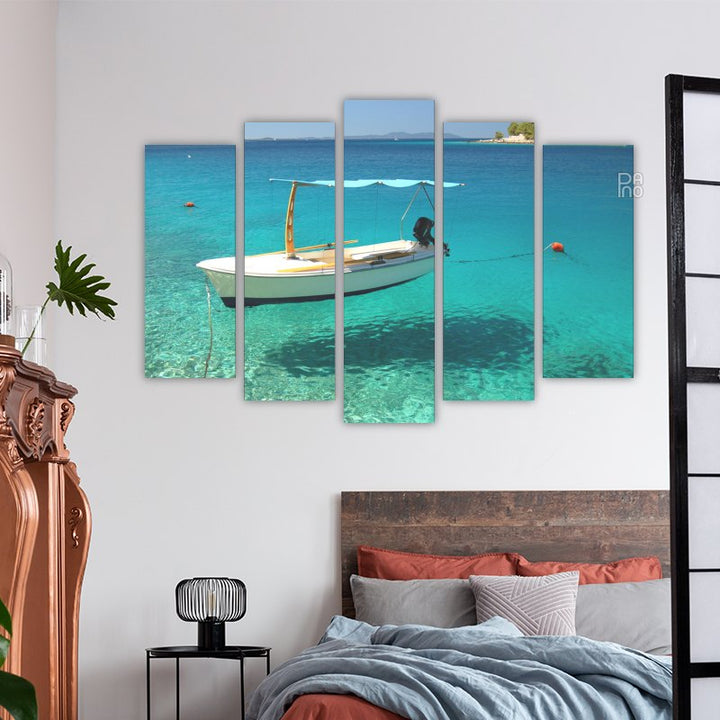 Boats in a Quiet Bay – reference image 5