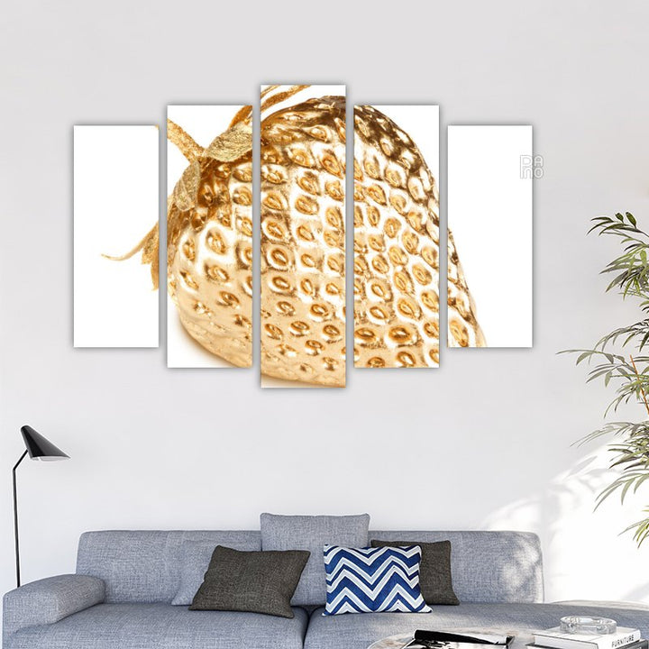Golden Strawberry – reference image 3